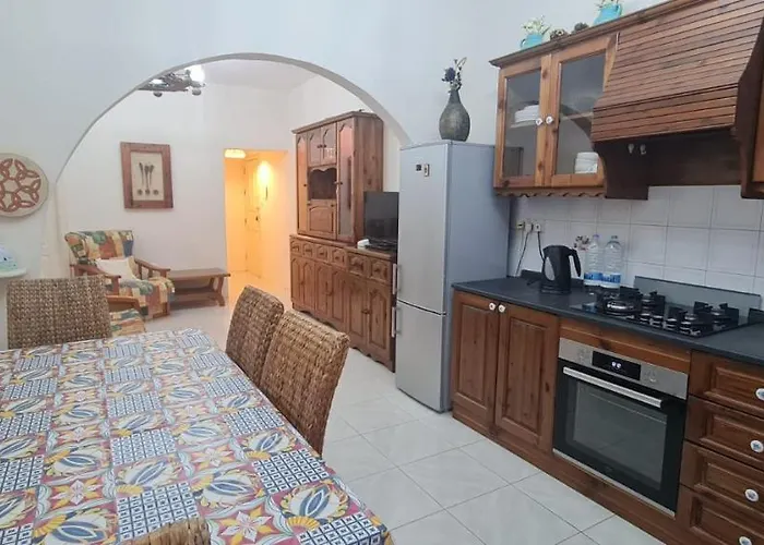 Residencia La Promesa Apartment